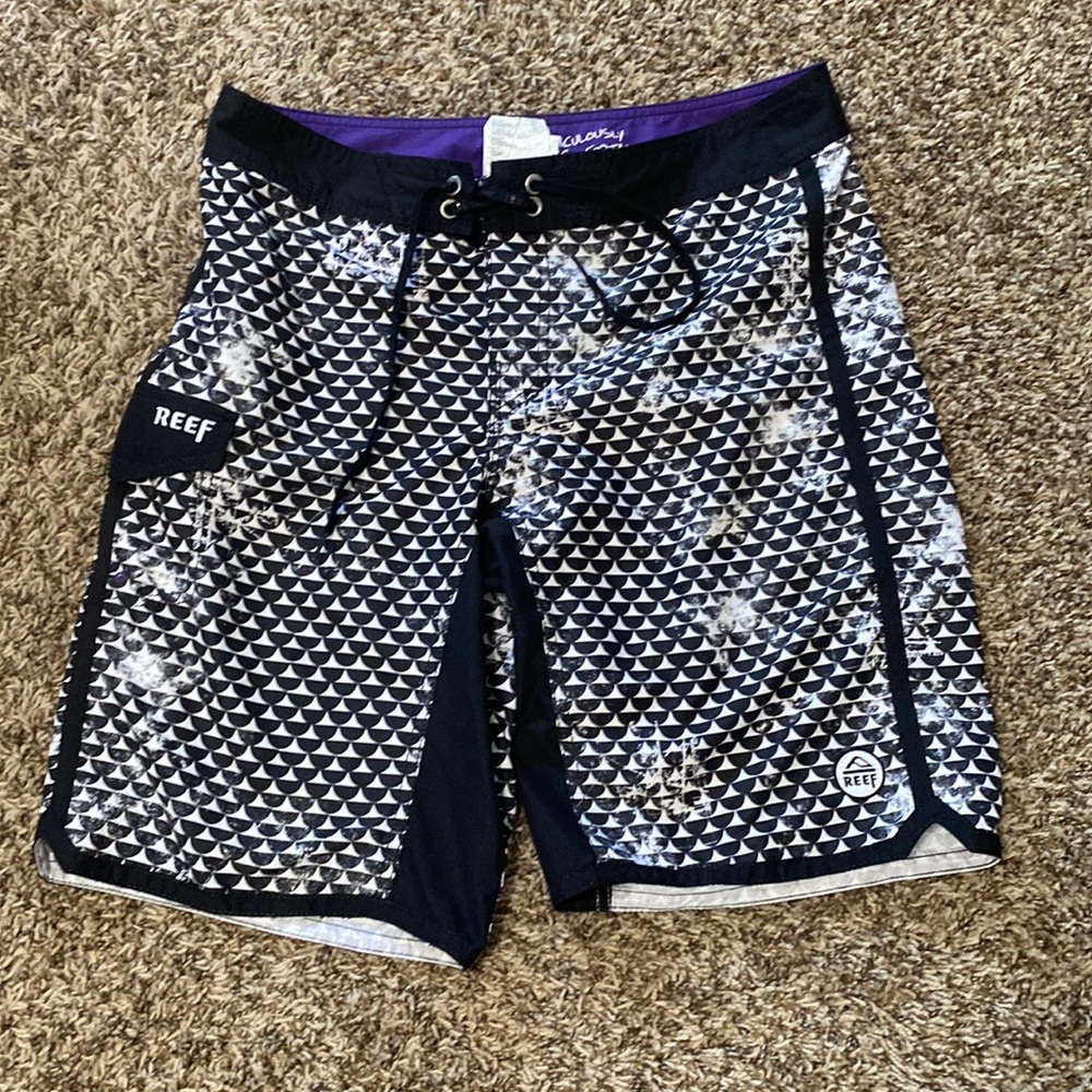 Reef board shorts size 34
